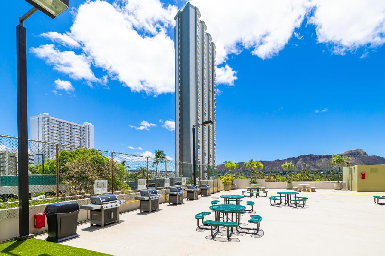Mountain Views & Steps To Beach - Free Parking! Honolulu Dış mekan fotoğraf